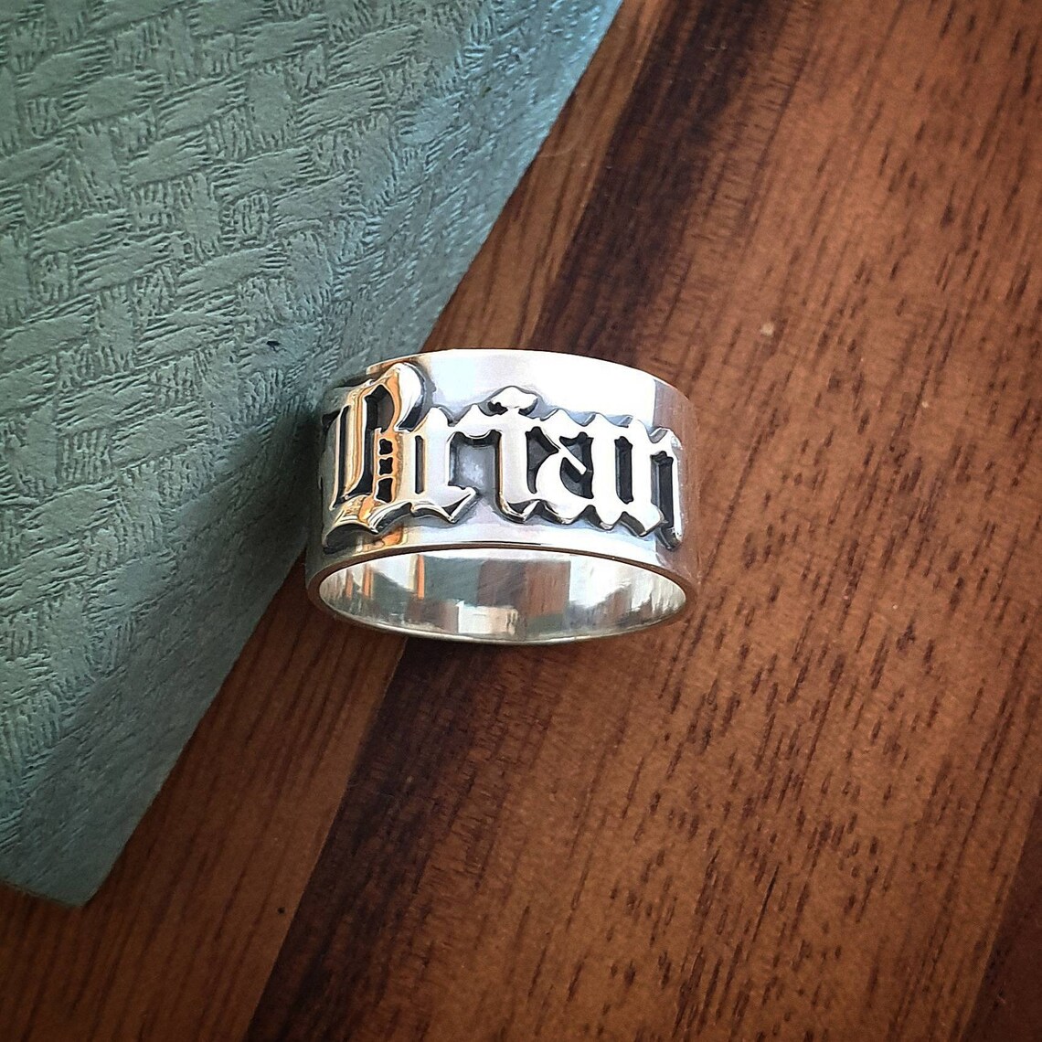 12MM Men' Gothic Rings Persona - Initial Ring Custom 评论和价格