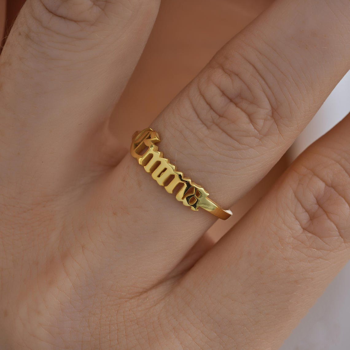 Custom Gold Ring Women Gothic  - Initial Ring Custom 评论和价格